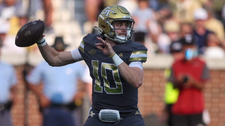 16) Georgia Tech Yellow Jackets