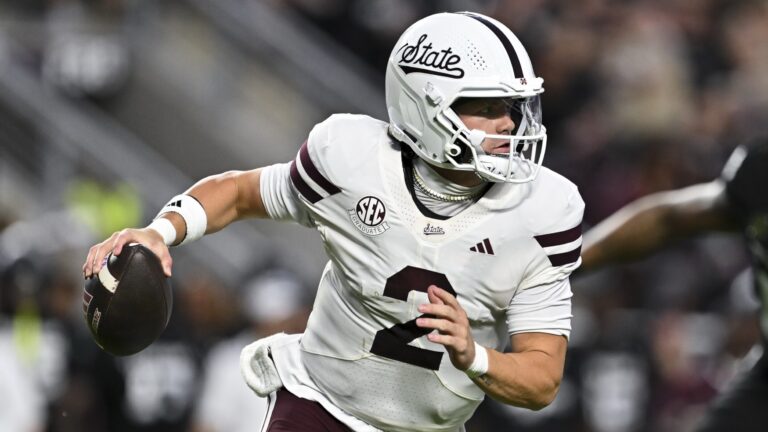 15) Blake Shapen, Mississippi State Bulldogs