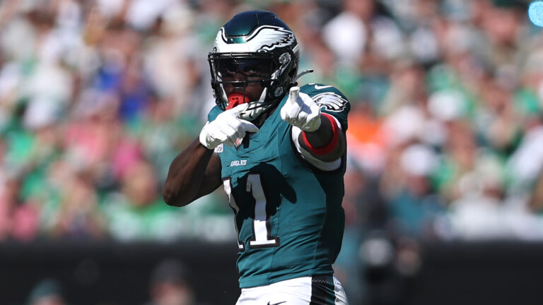 A.J. Brown will force Eagles to deal him by trade deadline