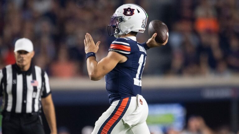 11) Jackson Arnold, Auburn Tigers