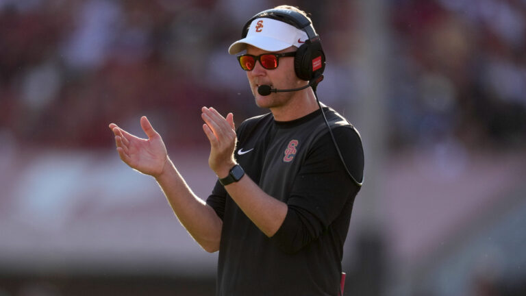 1) USC Trojans