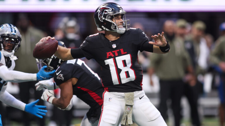 25) Atlanta Falcons (4-8)