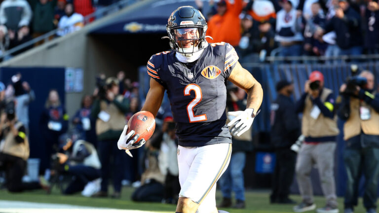 10) Chicago Bears (12-5)