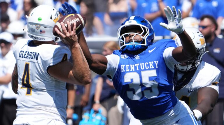 24) EDGE Steven Soles, Kentucky