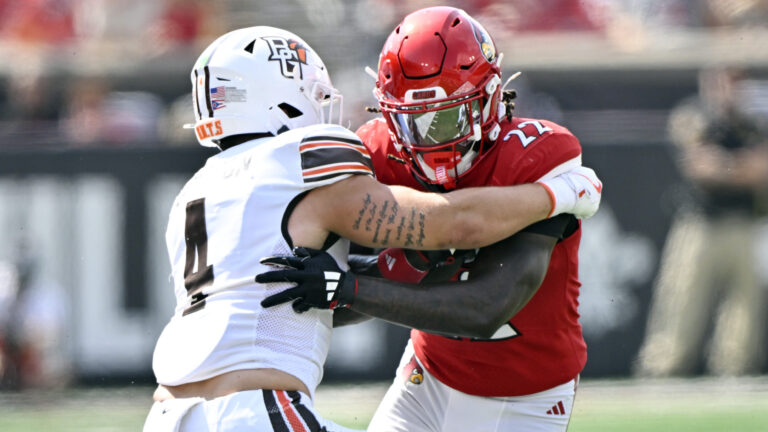 77) LB Gideon Lampron, Bowling Green