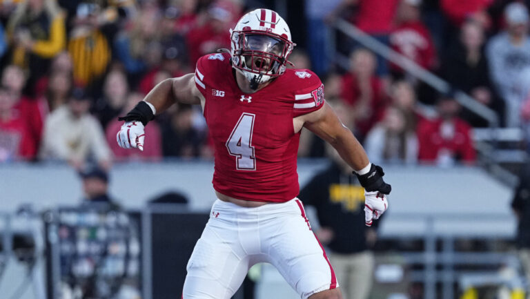82) LB Tackett Curtis, Wisconsin