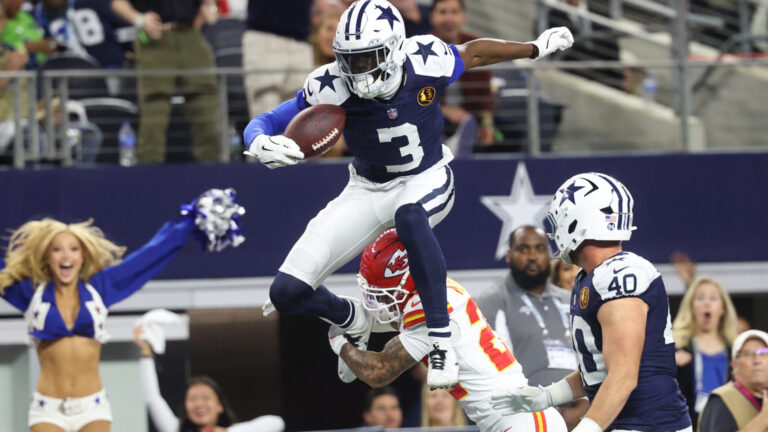 9) Dallas Cowboys