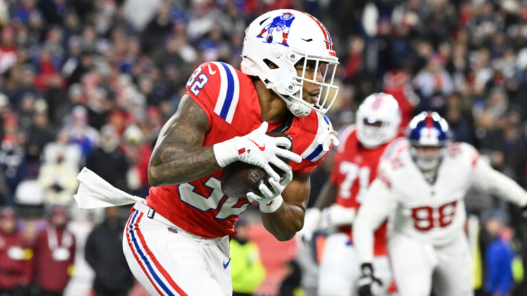 5) New England Patriots (14-3)