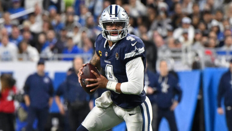 18) Dallas Cowboys (6-6-1)