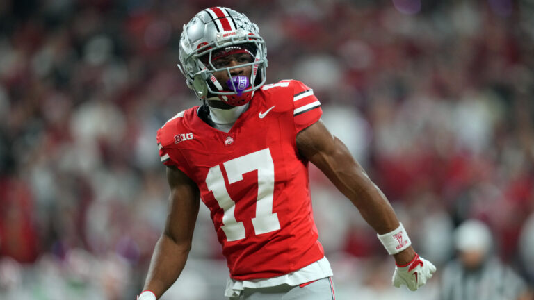 36. Carnell Tate