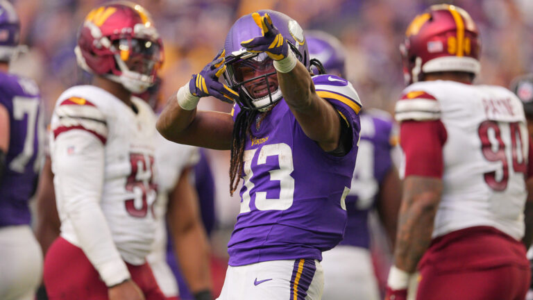 23) Minnesota Vikings (5-8)