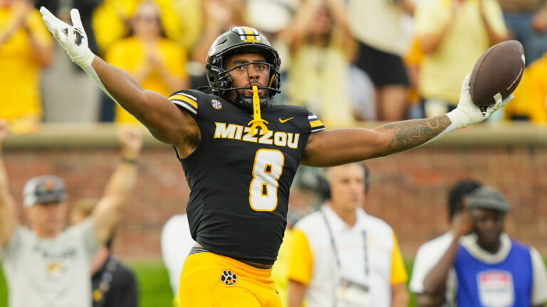 4) EDGE Damon Wilson II, Missouri