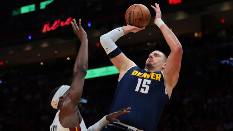 7. Denver Nuggets (26-13)
