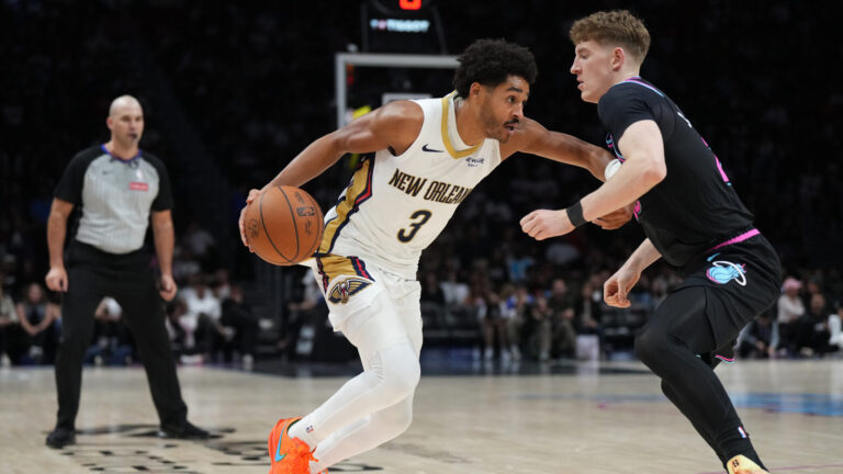 30. New Orleans Pelicans (9-32)