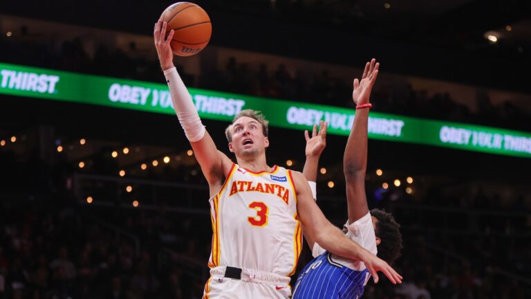 FEB 5: Lakers Acquire Luke Kennard