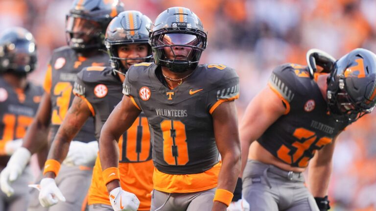 29) Los Angeles Rams: CB Colton Hood, Tennessee