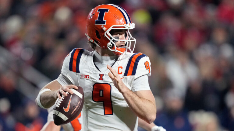 9) Luke Altmyer, Illinois