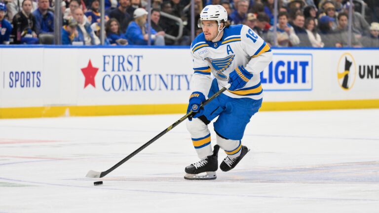 11. Robert Thomas (C, St. Louis Blues)