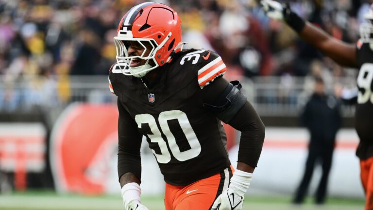 18. Devin Bush