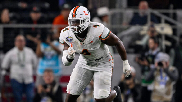 4) Tennessee Titans: Rueben Bain Jr., Miami