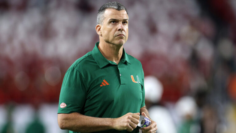 3) Miami Hurricanes