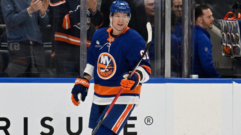 5. Palat Crosses the River
