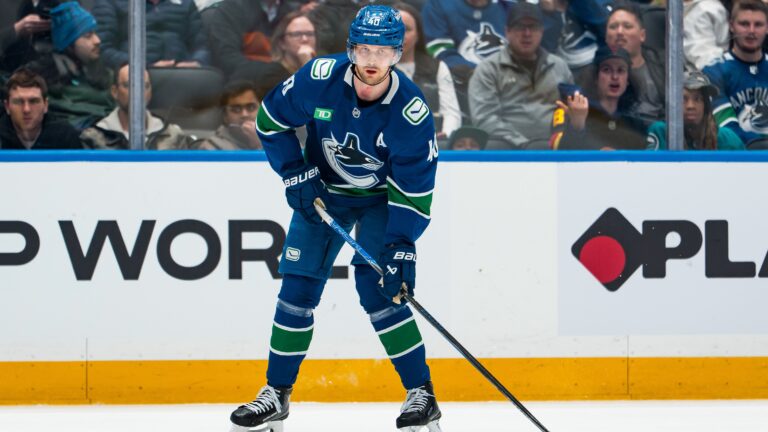 9. Elias Pettersson (C, Vancouver Canucks)