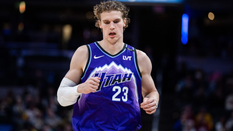 25. Utah Jazz (18-38)