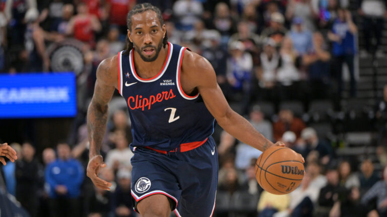 15. Los Angeles Clippers (26-28)