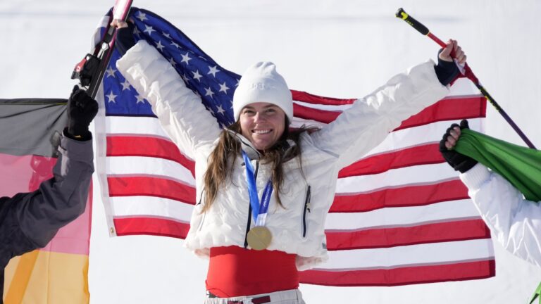 3) United States: 21 Medals