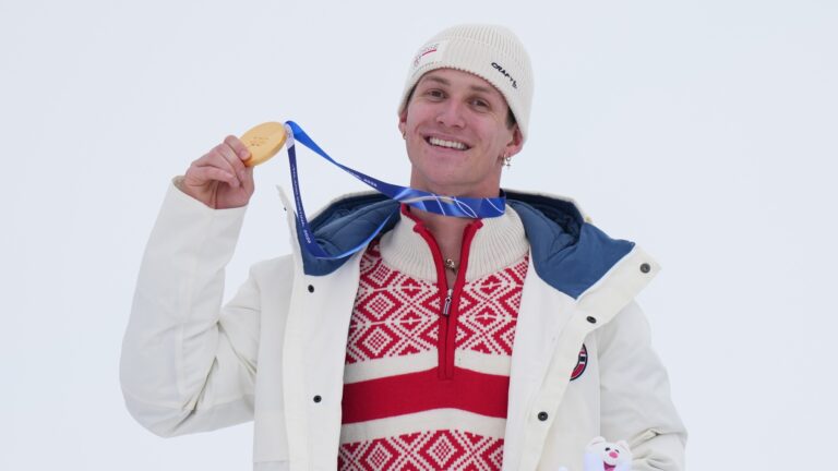 1) Norway: 12 Medals
