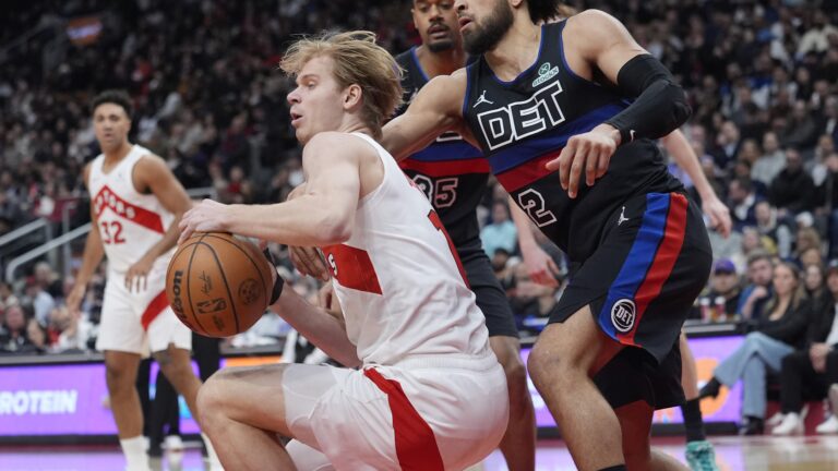 5. Toronto Raptors (32-23)