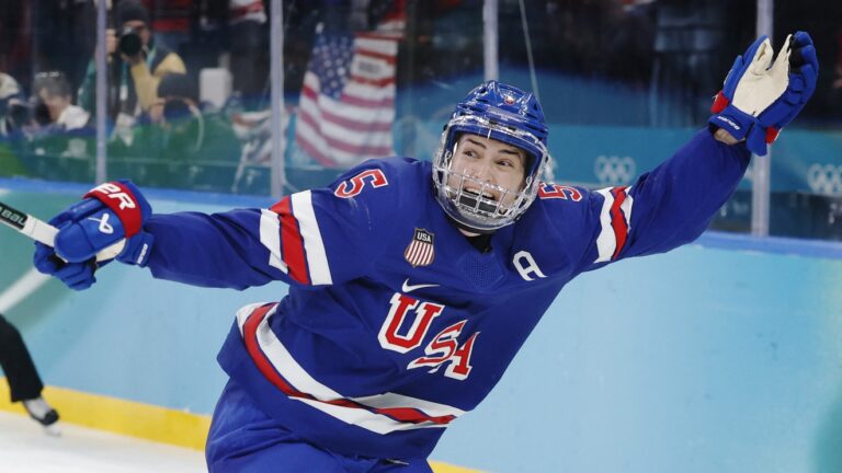 Women's Hockey Team USA (Feb 19)