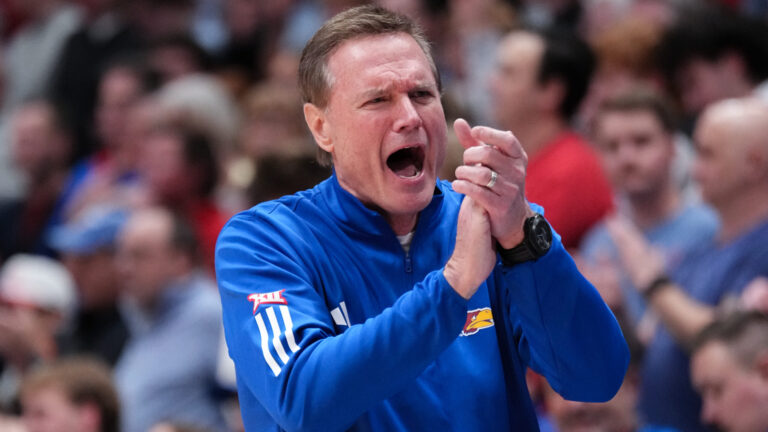 #10 Kansas Jayhawks (3-seed)