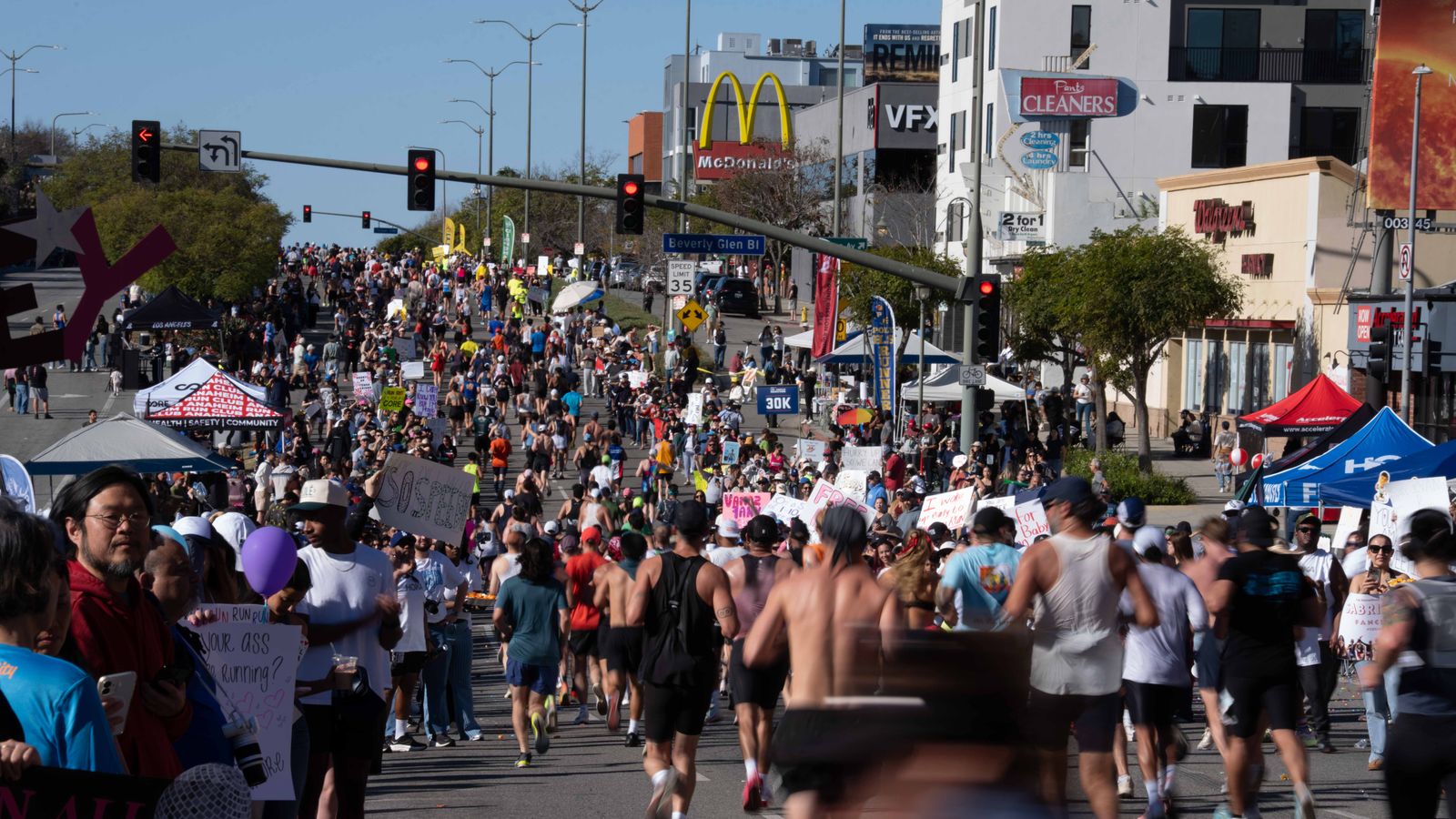 Thousands turn out for the Los Angeles Marathon on Sunday, March 8, 2026, in Los Angeles.