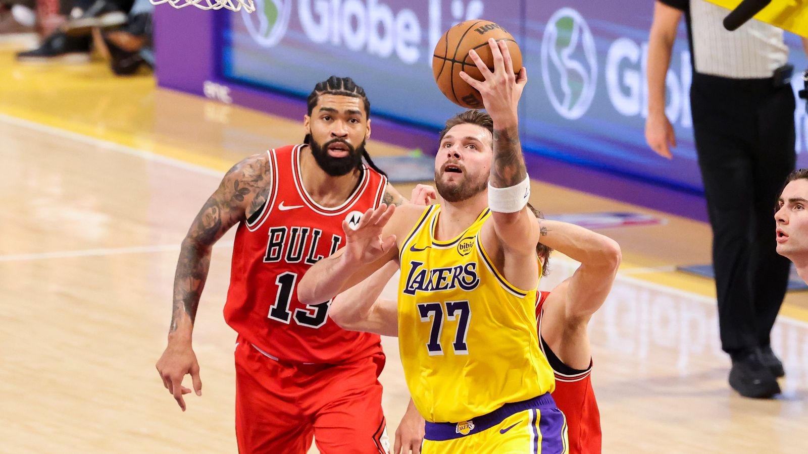 Luka Dončić #77 of the Los Angeles Lakers lays the ball up during an NBA basketball game against the Chicago Bulls, Thursday March 12, 2026 in Los Angeles, Calif.