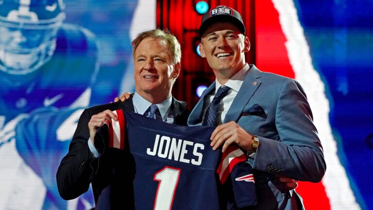 13) Mac Jones, Alabama (2021)
