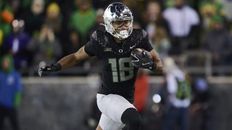 19) Carolina Panthers: TE Kenyon Sadiq, Oregon