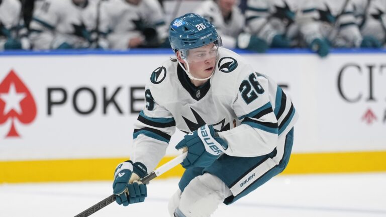 Canucks land Jack Thompson in swap with Sharks