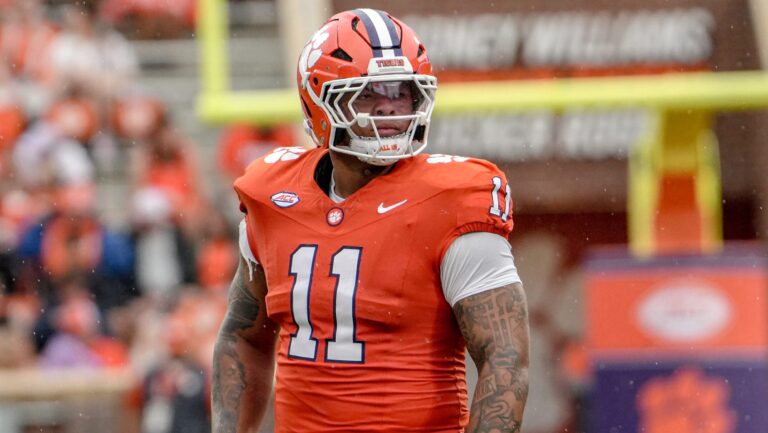 20) Dallas Cowboys (via GB): DL Peter Woods, Clemson