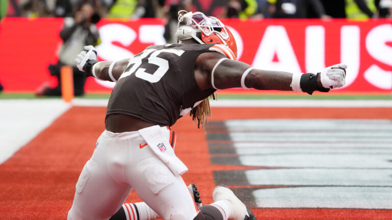 Where Will They Land? Finding the Best Fit for 2026’s Remaining NFL Free Agents