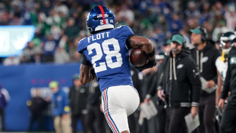 6) Titans Sign CB Cor'Dale Flott