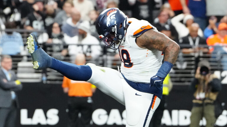 23) Titans Sign DT John Franklin-Myers