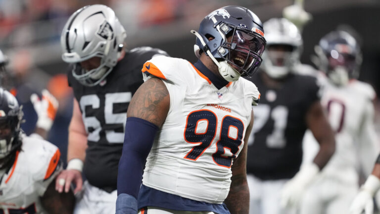 Tennessee Titans: DL John Franklin-Myers