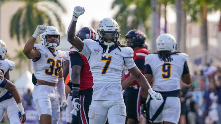 20) Dallas Cowboys (via GB): S Emmanuel McNeil-Warren, Toledo