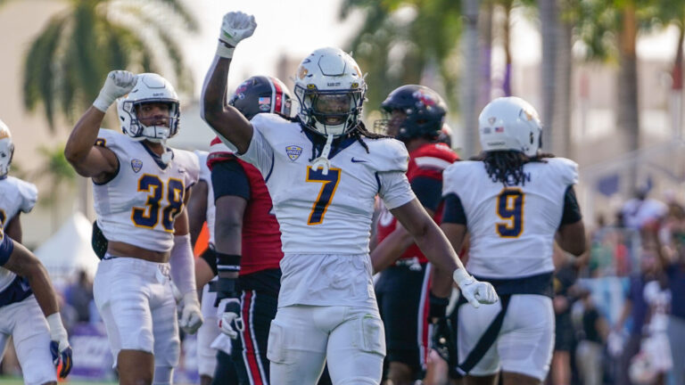20) S Emmanuel McNeil-Warren, Toledo