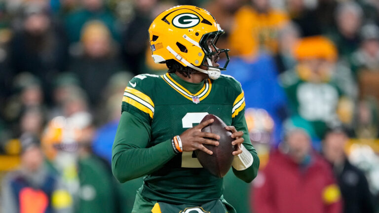 28) Dolphins Sign QB Malik Willis