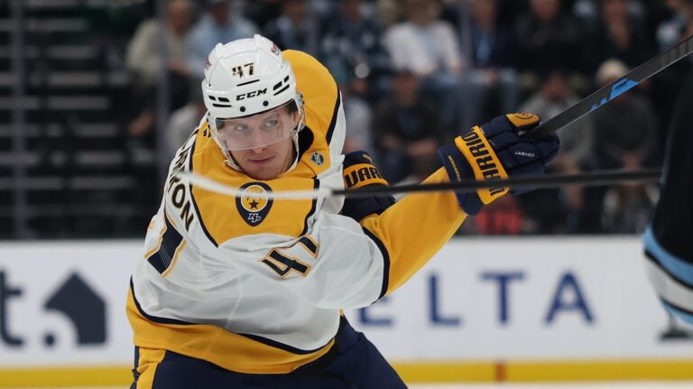 Minnesota Wild acquire Michael McCarron from Nashville