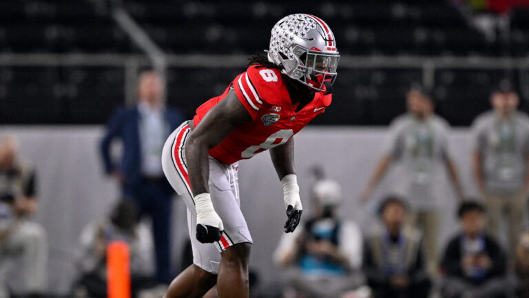 3) Arizona Cardinals: OLB Arvell Reese, Ohio State