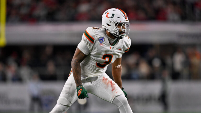 23) Philadelphia Eagles: EDGE Akheem Mesidor, Miami